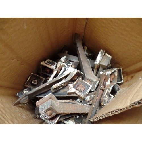 228 - BOX FULL OF VINTAGE METAL STAIR CARPET BRACKETS.