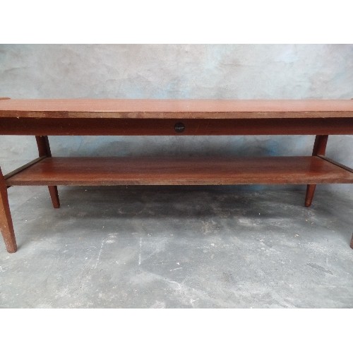 121 - RETRO TEAK MYER COFFEE TABLE WITH UNDERSHELF