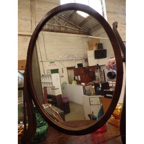 157 - LOVELY MAHOGANY OVAL TILTING MIRROR ON STAND