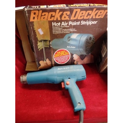 171 - BLACK AND DECKER HOT AIR PAINT STRIPPER AND A WALLPAPER STRIPPER