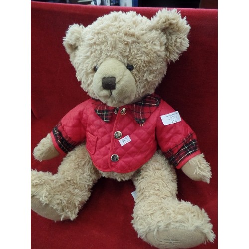 116 - HARRODS 2014 BEAR WITH RED QUILTED JACKET. MODEL 80130Y.