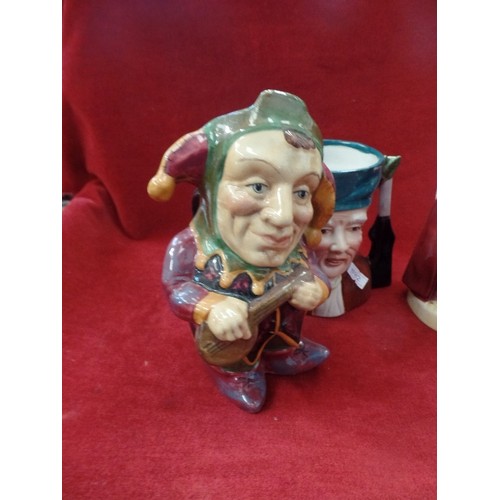 120 - 4 X VINTAGE TOBY JUGS. INC A LOVELY COURT JESTER BY MANOR-WARE, ALSO BURLINGTON-WARE, KELSBORO-WARE,... 