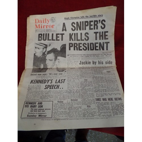 224 - VINTAGE 1963 DAILY MIRROR NEWSPAPER, COVERING THE ASSASSINATION OF US PRESIDENT KENNEDY.