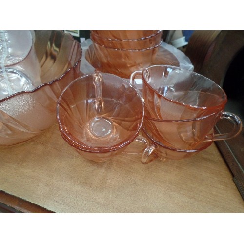 241 - SET OF DECO-STYLE VERECO PINK GLASS CROCKERY. INCLUDES DINNER & SIDE PLATES, BOWLS, SUNDAE DISHES, C... 