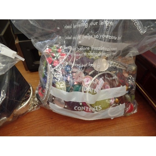 280 - 2 BAGS CONTAINING MIXED COSTUME JEWELLERY.