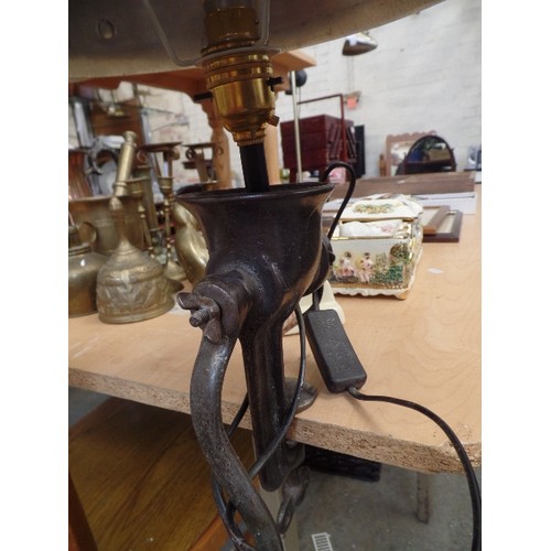 207 - NOVELTY LAMP MADE FROM VINTAGE MINCER, WITH AN ALUMINIUM COLANDER SHADE. WITH BENCH CLAMP.