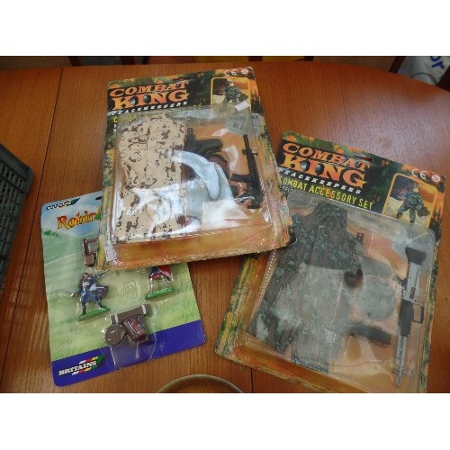 373 - VINTAGE NEW/PACKAGED TOYS. BRITAINS ROBIN HOOD SET. ALSO COMBAT KING PEACEKEEPERS COMBAT ACCESSORY P... 