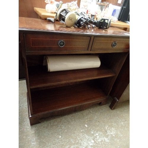 421 - SMALL DARK WOOD SIDE UNIT, WITH OPEN SHELVES AND 2 DRAWERS.