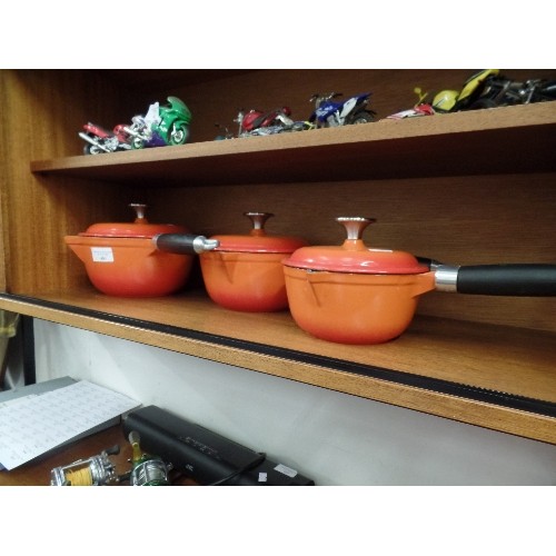 460 - SET OF 3 RETRO CAST IRON LE CREUSET STYLE SUNBURST ORANGE  'COOKS PROFESSIONAL' SAUCEPANS. GRADUATED... 