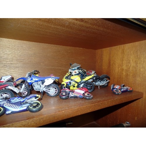 462 - COLLECTION OF MODEL MOTORCYCES