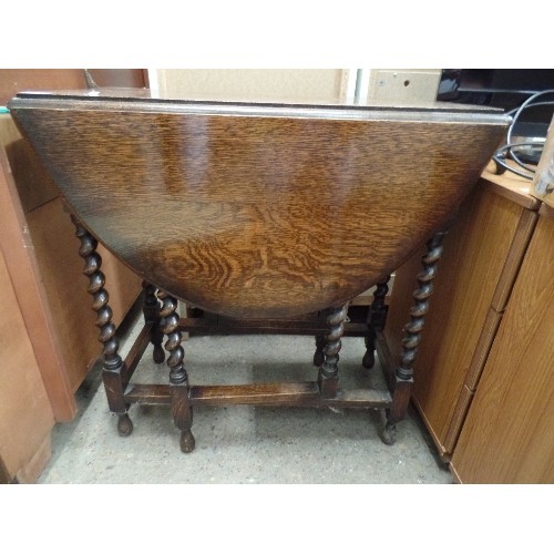 436 - VINTAGE OAK OVAL GATE-LEG TABLE WITH BARLEYTWIST LEGS.