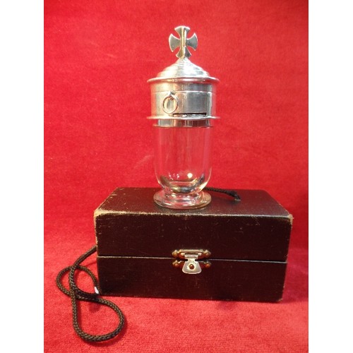 30 - AN UNUSUAL TWO PART TRAVELLING COMMUNION SET IN ORIGINAL CASE, CONSISTING OF A CRYSTAL CHALICE BODY ... 