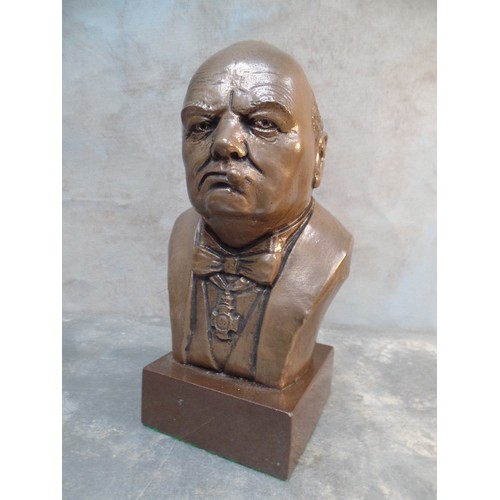 99 - A HEAVY COLD CAST BRONZE BUST OF CHURCHILL WITH HIS CIGAR - 24CM