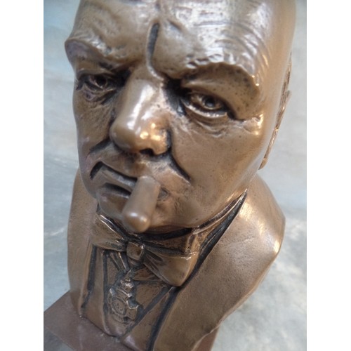 99 - A HEAVY COLD CAST BRONZE BUST OF CHURCHILL WITH HIS CIGAR - 24CM