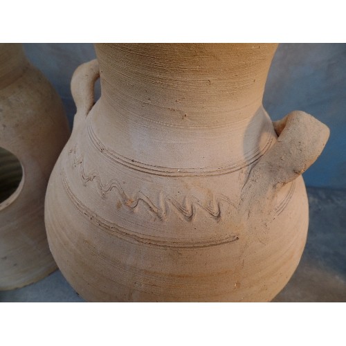 109 - SELECTION OF UNGLAZED OMAN SOUK POTTERY VASES AND A PLANTER - TALLEST 34CM