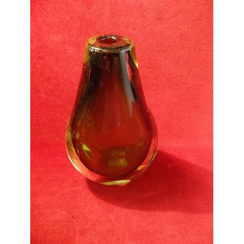 4 - A 1960'S HEAVY CASE GLASS MURANO VASE IN FOREST GREEN AND CLEAR -PROBABLY SOMMERSO - 21CM