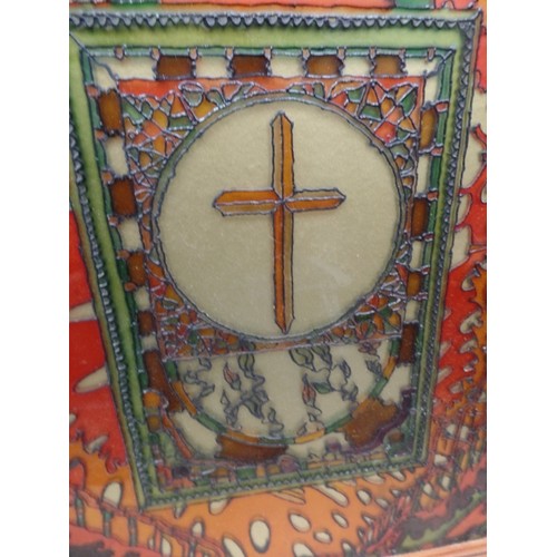 13 - A BEAUTIFUL HANDMADE ENAMELLED GLASS ARTWORK OF A CENTRAL CROSS SURROUNDED BY FREE FORM PATTERN IN R... 