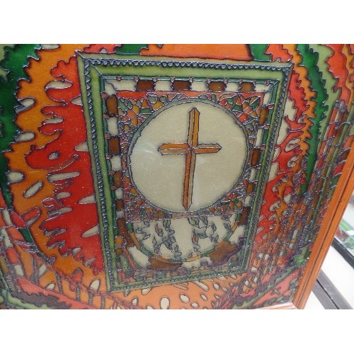 13 - A BEAUTIFUL HANDMADE ENAMELLED GLASS ARTWORK OF A CENTRAL CROSS SURROUNDED BY FREE FORM PATTERN IN R... 