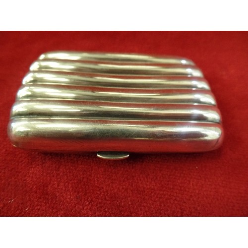 35B - AN EDWARDIAN STERLING SILVER TORPEDO SHAPE CHEROOT OR CIGARILLO CASE - HALLMARKED BIRM 1908, MARPLES... 