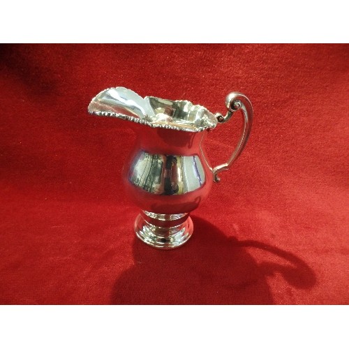 35E - A HEAVY STERLING SILVER CREAM JUG, IN THE GEORGIAN STYLE, HALLMARKED LONDON 1910, WAKELY & WHEELER -... 