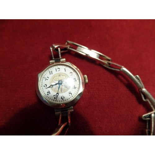 69K - A LADIES CLARIDGE WATCH GOLD PLATED 1930`/40`S