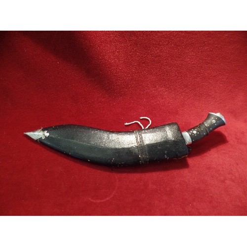 102A - A LATE 20TH CENTURY INDIAN MADE KUKRI KNIFE WITH HARDWOOD INLAID HANDLE, INCLUDING THE TWO SMALLER K... 