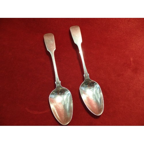 35 - PAIR OF GEORGIAN STERLING SILVER FIDDLE PATTERN DESSERT SPOONS, DUBLIN 1810, WILLIAM WARD - 67 GRAMS