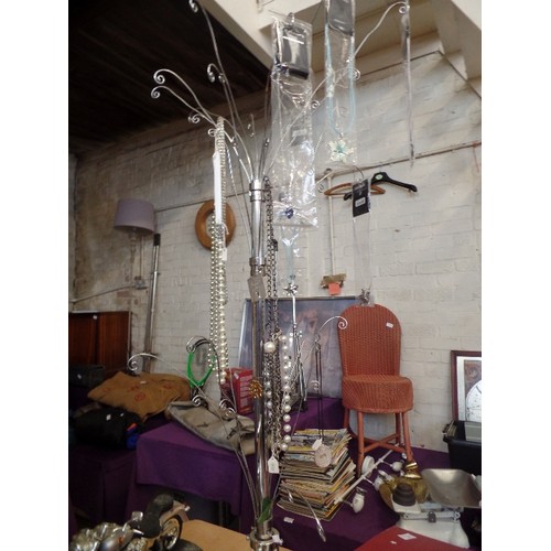 209 - 'CHROME' JEWELLERY CAROUSEL. RETAIL STAND, TOGETHER WITH NEW/PACKAGED COSTUME JEWELLERY.