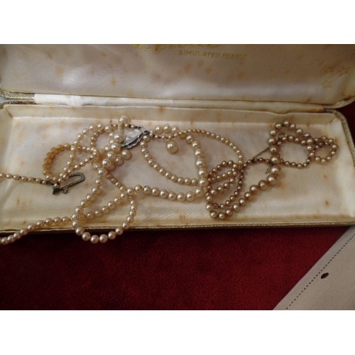 81 - VINTAGE COSTUME JEWELLERY CONTAINED IN 3 TIER CANTILEVER JEWELLERY BOX. ALSO LETOILE CASE CONTAINING... 