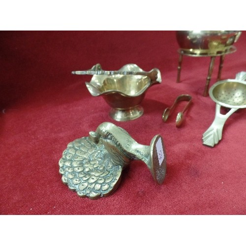 113 - COLLECTION OF VINTAGE BRASSWARE. INC TINY 'HEAR NO EVIL' ETC MONKEYS, SUGAR NIPS, DISHES ETC.