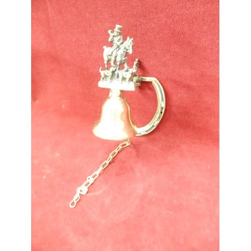 126 - VINTAGE BRASS 'TALLY-HO' FOX-HUNT THEMED BELL. WALL MOUNTED ON HORSESHOE.