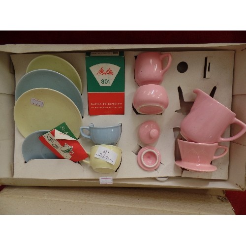 148 - CHILDS RETRO-VINTAGE MELITTA COFFEE SET. IN ORIGINAL BOX.