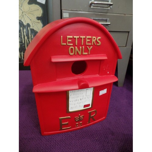 150 - SMALL WALL-MOUNTED RED POSTBOX BIRD BOX. RESIN.