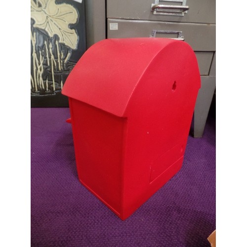 150 - SMALL WALL-MOUNTED RED POSTBOX BIRD BOX. RESIN.