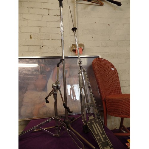 413 - PEAVEY INTERNATIONAL CHROME MUSIC AND MICROPHONE STANDS X 3.