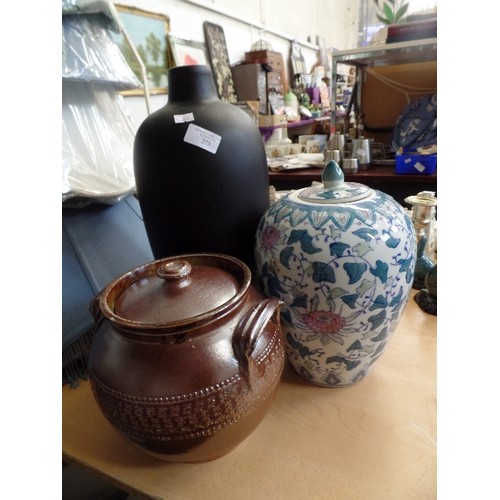 273 - TALL MATT BLACK VASE, A CHINESE GINGER JAR, AND AN EARTHENWARE LIDDED CROCK.