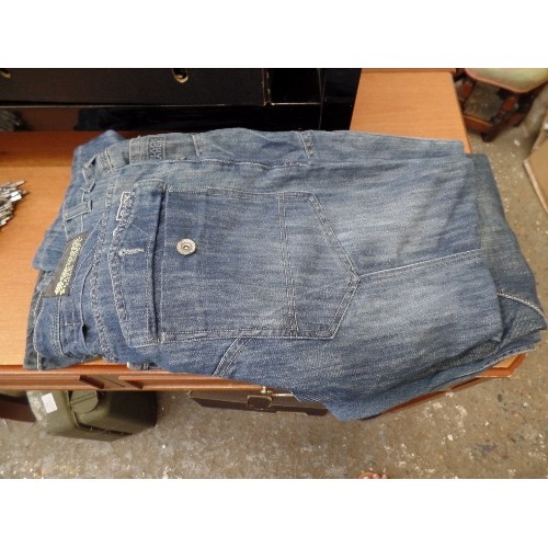 334 - 8 X PAIRS OF MENS JEANS. NEW/WITH TAGS. SIZE 36. BLUE DENIMN, PALE DENIMN, BLACK DENIMN, CREAM, COFF... 