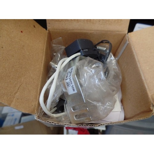 425 - LARGE BOX FULL OF NEW/BOXED AURORA FIRE PROTECTION DOWNLIGHTS. AU-DLM842. ALSO A2-DLM941, AU-BZ600, ... 