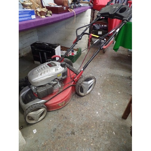 157 - COBRA ELECTRIC START LAWN MOWER. MX46SPCE.