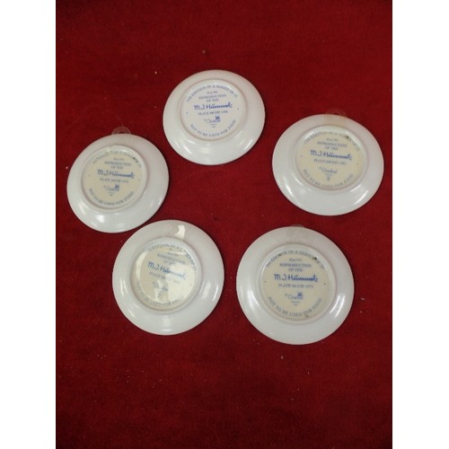 367 - SET OF 5 MINIATURE GOEBEL 'HUMMEL' PLATES. 8CM DIAM. PLATE MOTIF 1974, 73, 86, 81, 80.