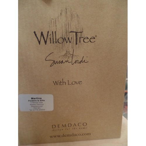 502 - 2 BOXED WILLOW TREE FIGURES - WITH LOVE AND GRATEFUL