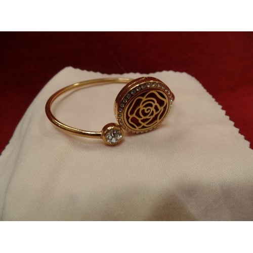 34 - HURLEYBURLEY GOLD METAL DECORATIVE BRACELET WITH ROSE DECORATION AND GLASS STONES