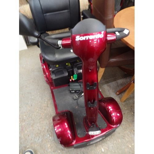 577 - SERRENTO ROMA MEDICAL MOBILITY SCOOTER WITH KEY AND CHARGER NEARLY NEW WORKING