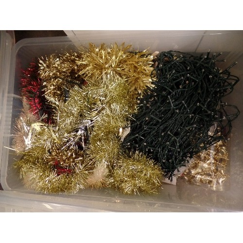 589 - 4 BOXES OF GOOD QUALITY CHRISTMAS DECORATIONS - SNOWMAN FIGURES, MUSICAL TREE TINS, ETC