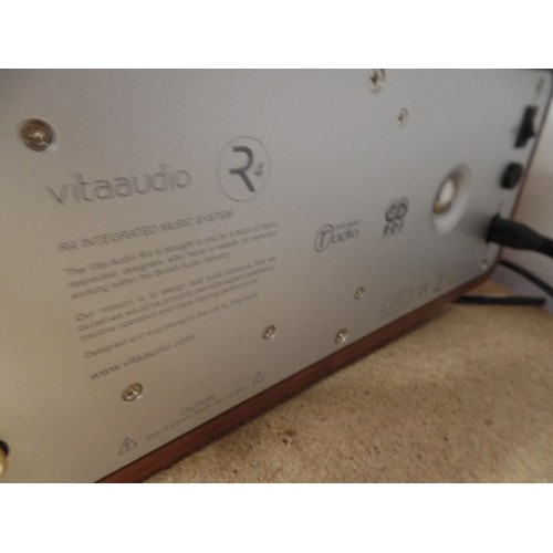 611 - VITA AUDIO R4 INTEGRTED MUSIC SYSTEM (WORKING)