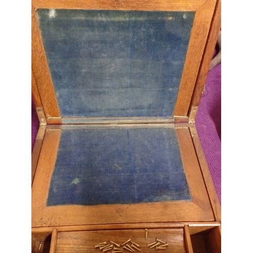 73 - ANTIQUE OAK WRITING SLOPE/WRITING BOX.