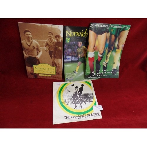 96 - NORWICH CITY LOT. INCLUDES SIGNED 45RPM RECORD 'THE CANARIES IN SONG' SUNDERLAND/NORWICH FA CUP FINA... 