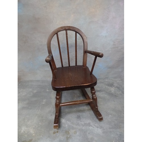 232 - LOVELY CHILD'S WINDSOR STYLE ROCKING CHAIR AGED 2-4 YEARS