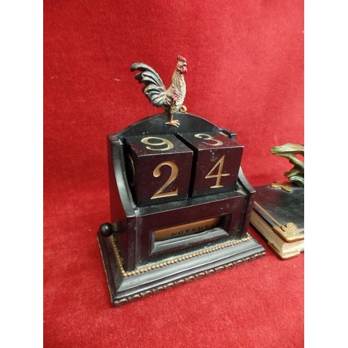 113 - ROOSTER LETTER RACK, AND MANUAL CALENDAR BLOCK.