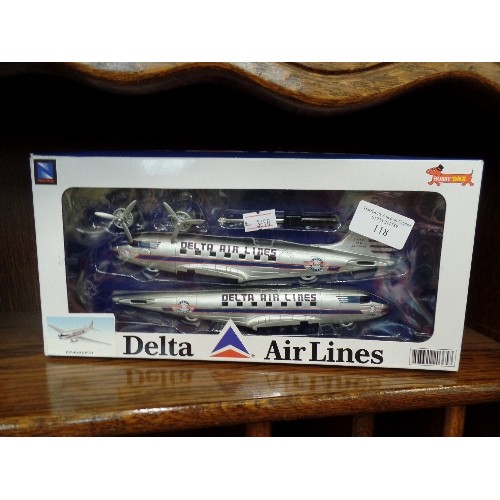 118 - NEW/BOXED DELTA AIRLINES PLANES. OFFICIALLY LICENCED BOEING PRODUCT BY NEWRAY.